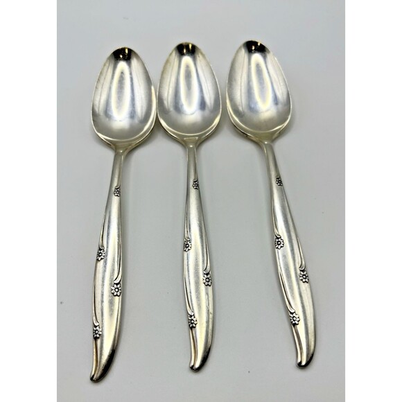 Oneida Community Silver Flower Vintage Silverplated Teaspoons Spoons lot of 3 - Picture 1 of 4